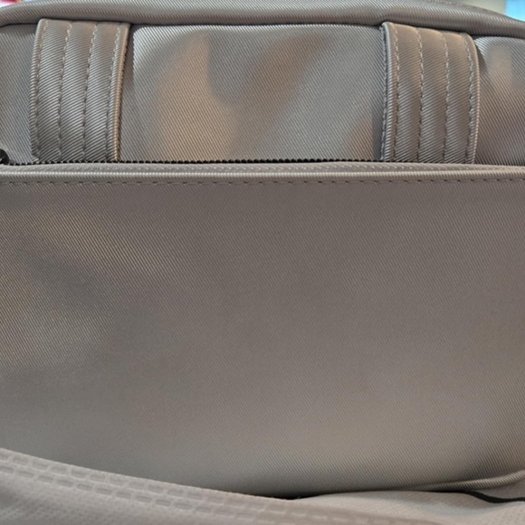 LUG Super Coupe 2 Satin Luxe VL Metallic Silver/Multi Stripe Lining 🩶🤍🩷🩵💜 BNWT - Picture 5 of 10